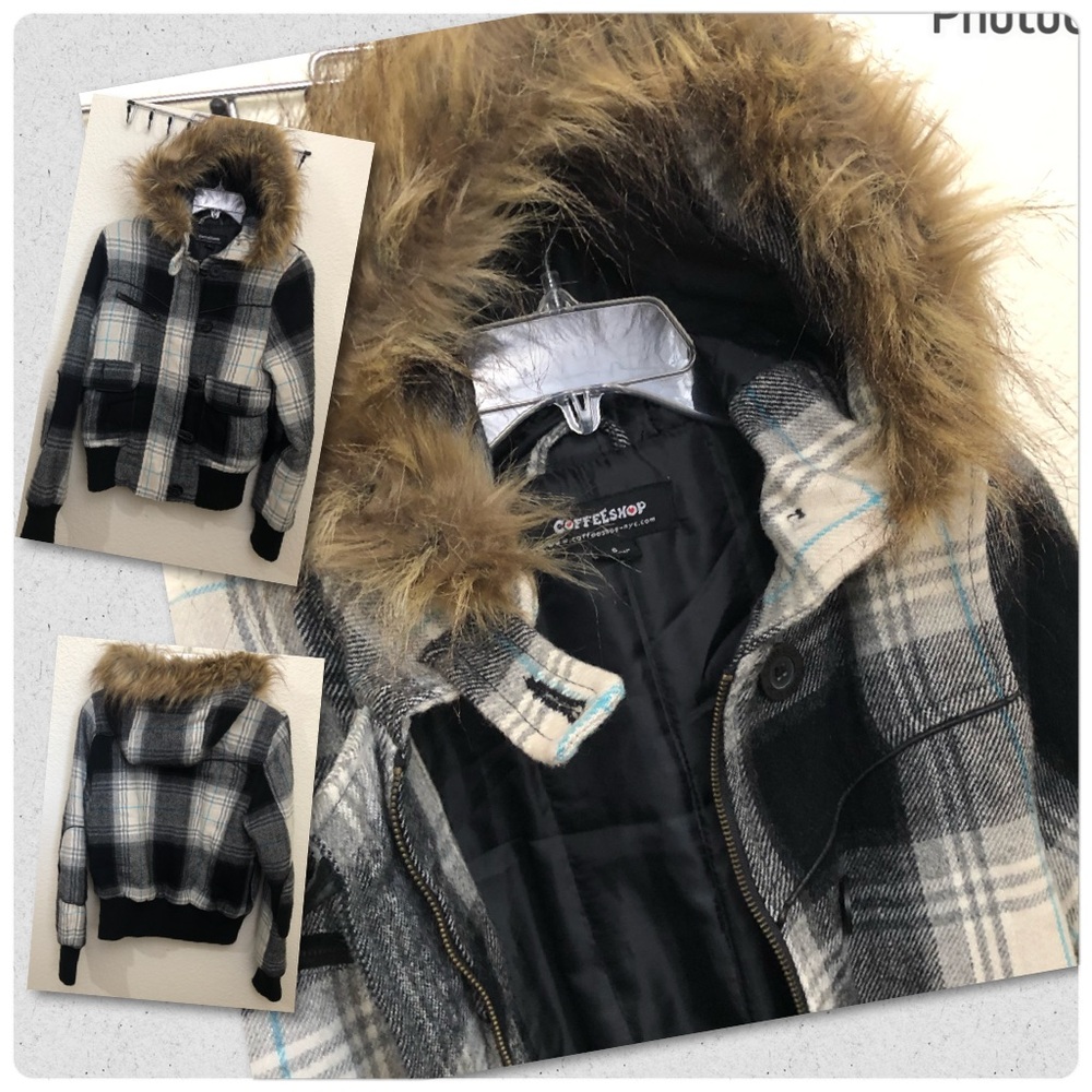 COFFEE SHOP Womens Small Fur Trim Hood Full Zip Plaid Puffer Jacket Pockets